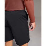 On Men's Hybrid Shorts - Black
