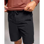 On Men's Hybrid Shorts - Black