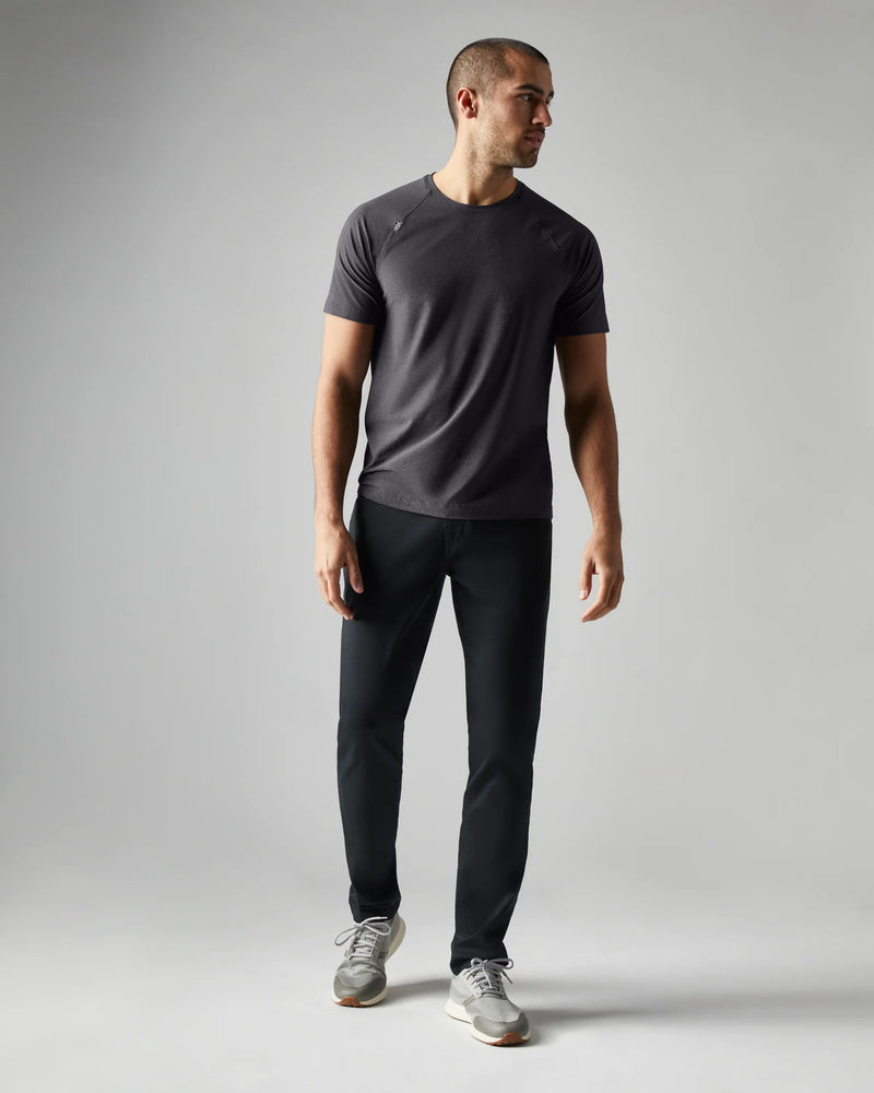 Rhone Men's Reign  Trim Fit T-Shirt - Black Heather