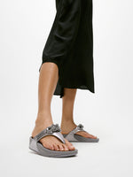 FitFlop Lulu Beaded Chain Leather Sandals - Silvereen