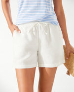 Tommy Bahama Women's 5-Inch Palmbray HR Easy Linen Shorts - White*