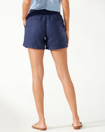 Tommy Bahama Women's 5-Inch Palmbray HR Easy Linen Shorts - Island Navy*