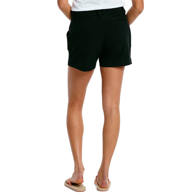 Southern Tide Womens 4-Inch Inlet Performance Shorts - Black FINAL SALE